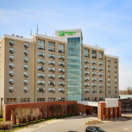 Holiday Inn Hotel & Suites London By Ihg מראה חיצוני תמונה