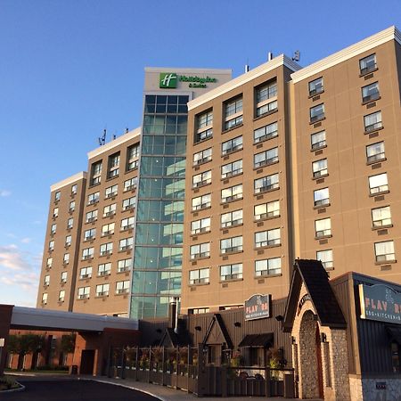 Holiday Inn Hotel & Suites London By Ihg מראה חיצוני תמונה