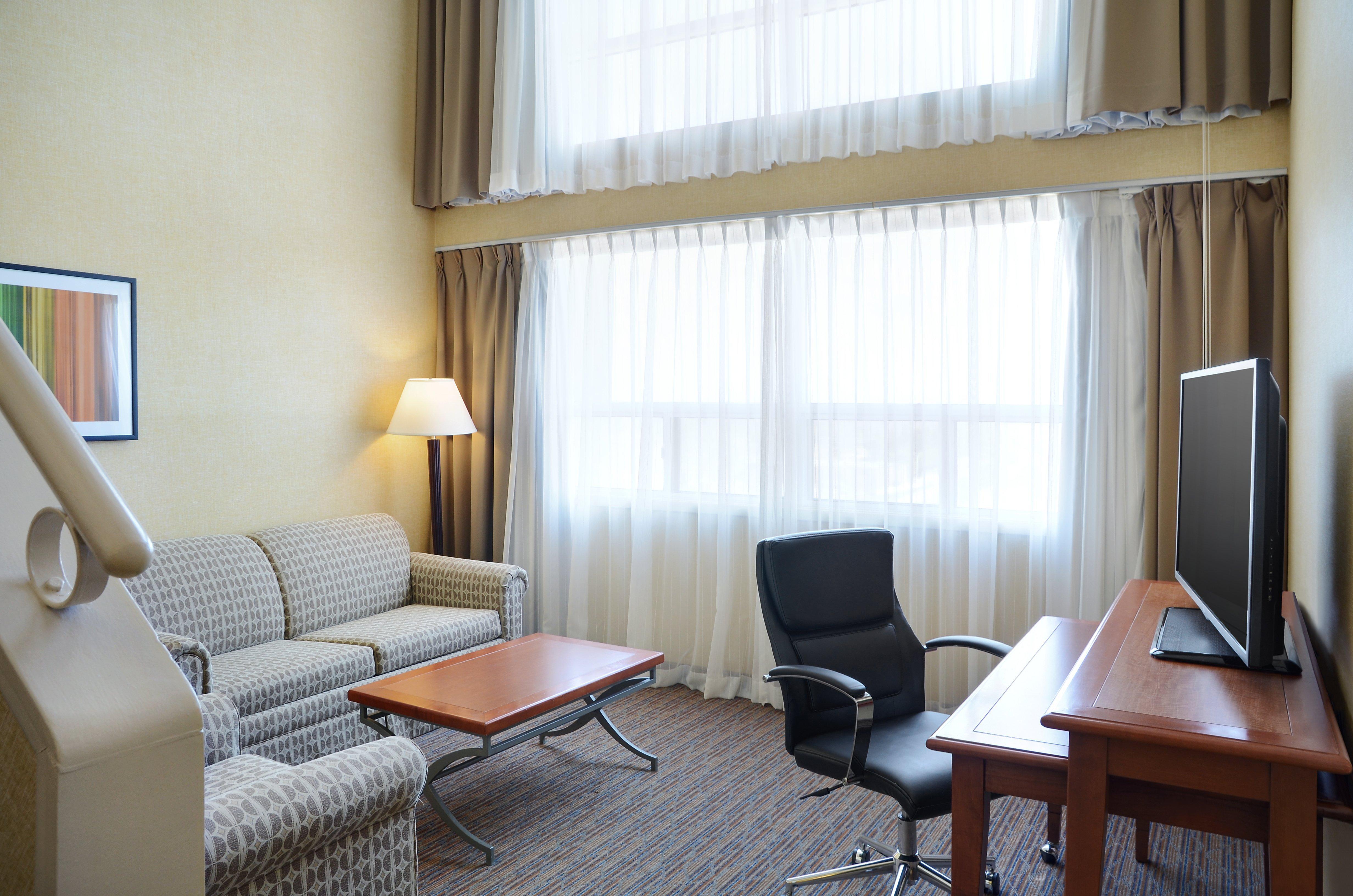 Holiday Inn Hotel & Suites London By Ihg מראה חיצוני תמונה